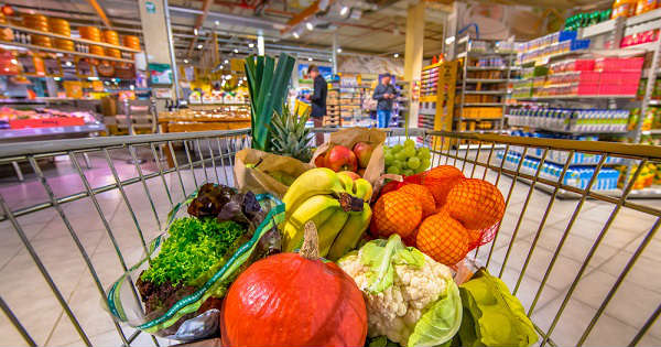 Tu primer mercado viviendo solo: compra bien, gasta menos y evita desperdiciar comida